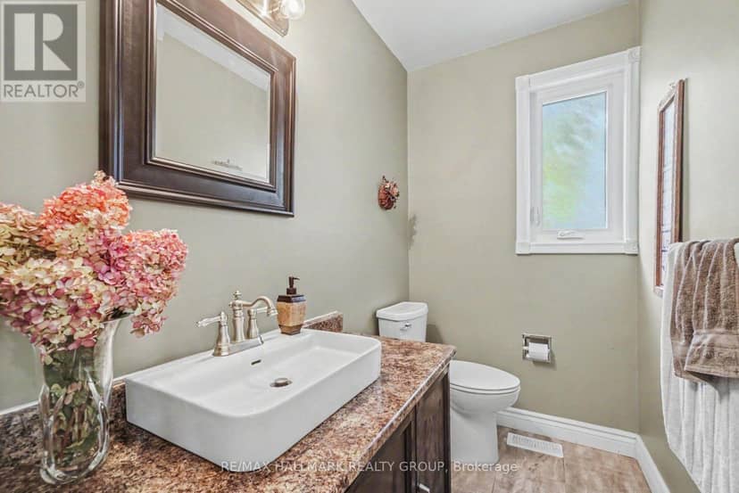 96 Pheasant Run Drive — photo 23 of 33