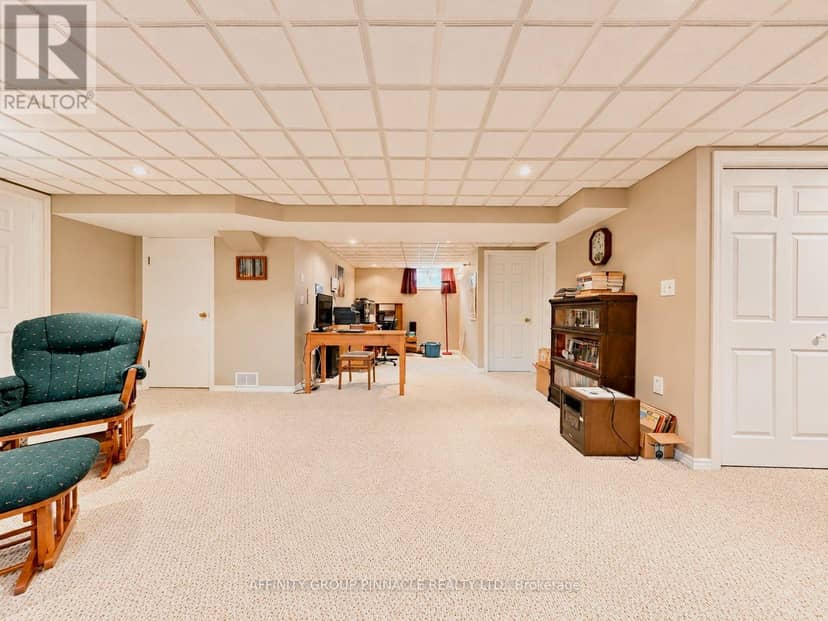 30 Cove Road — photo 25 of 40