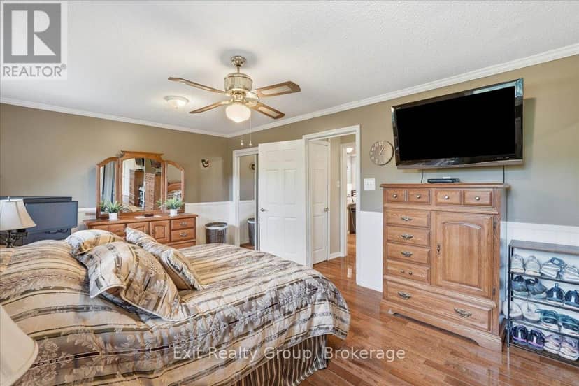 427 Townsend Road — photo 19 of 40