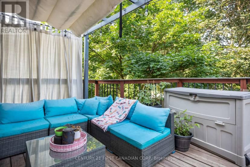 279 Oak Street — photo 31 of 40