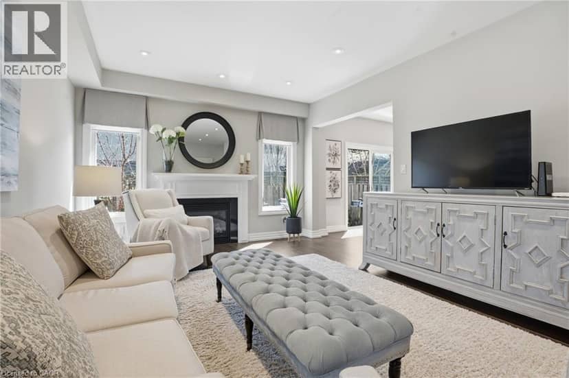 441 STONEHENGE Drive Unit# 40 — photo 5 of 38