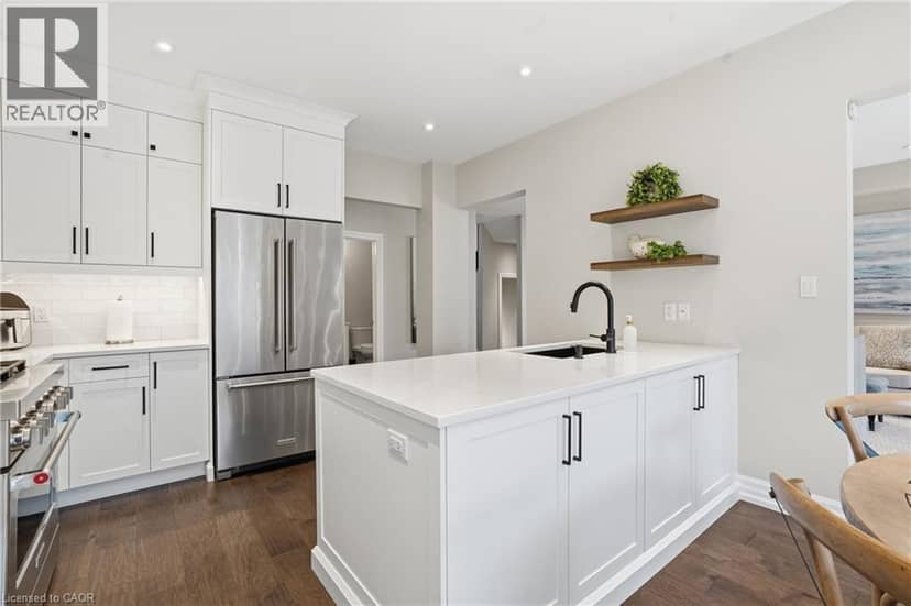 441 STONEHENGE Drive Unit# 40 — photo 10 of 38