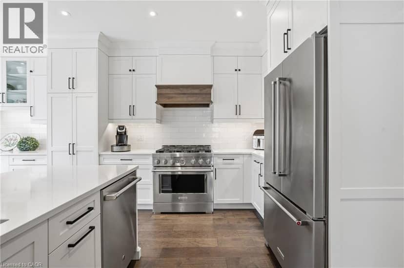 441 STONEHENGE Drive Unit# 40 — photo 11 of 38