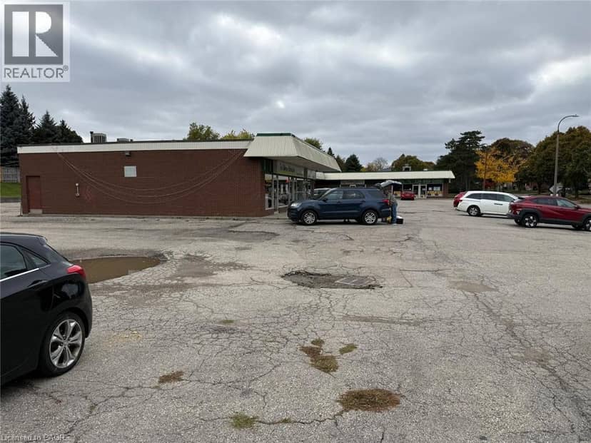 255 TOLL GATE Boulevard — photo 4 of 7