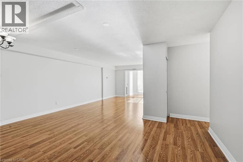 7 GALE Crescent Unit# B3, St. Catharines, photo 2