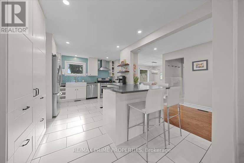 78 Fieldgate Drive — photo 8 of 40