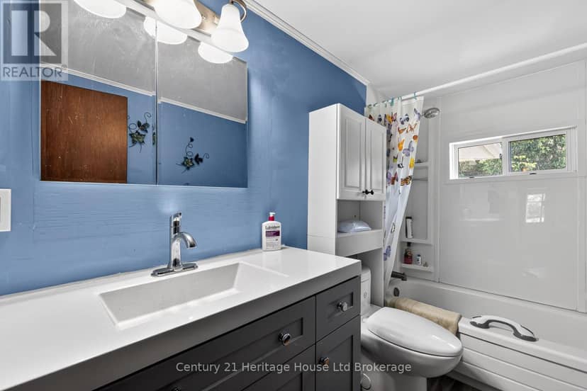 15067 Elginfield Road — photo 15 of 40