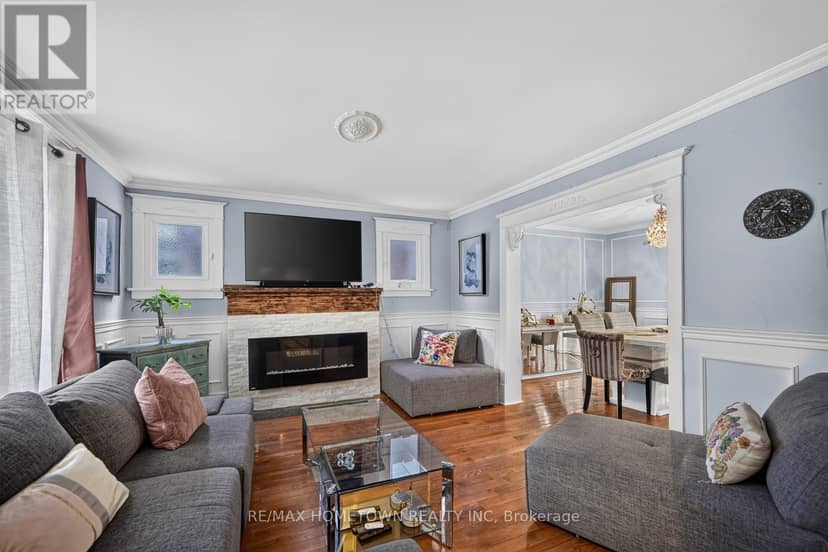 27 Byng Avenue — photo 11 of 40