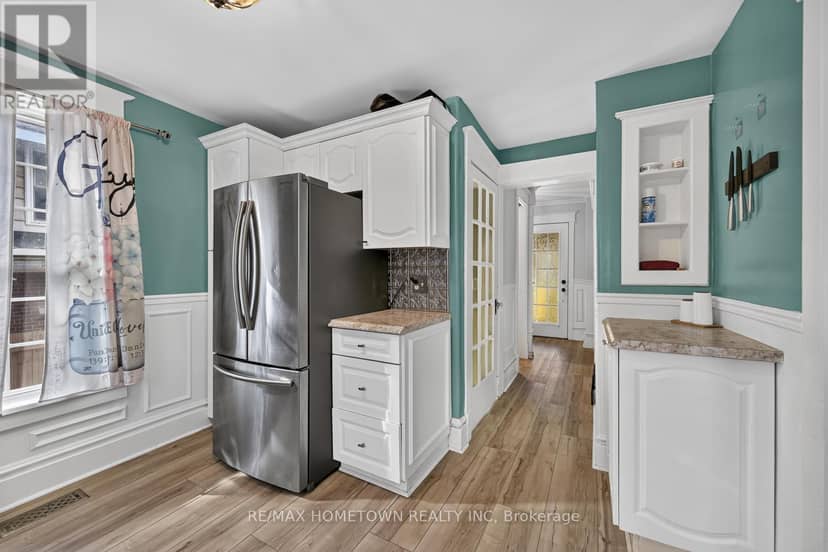 27 Byng Avenue — photo 18 of 40