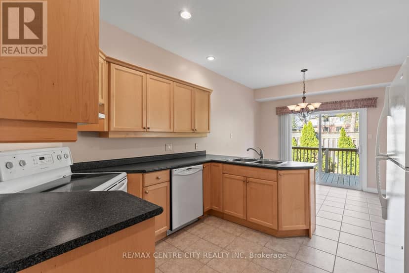 5 - 448 Commissioners Road E — photo 16 of 32