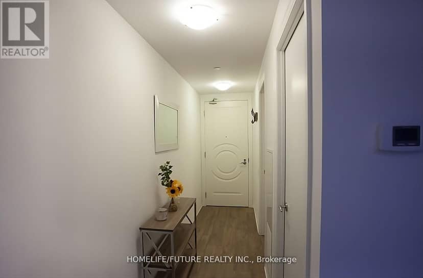 1308 - 88 Blue Jays Way — photo 11 of 11