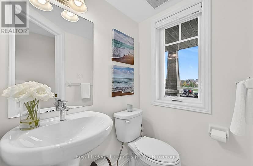 63 Archer Avenue — photo 21 of 40
