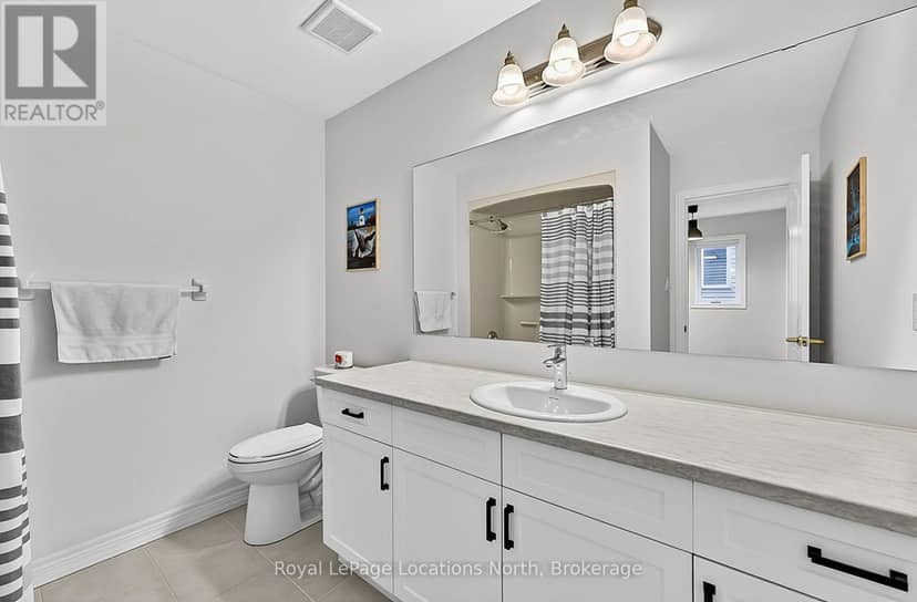 63 Archer Avenue — photo 31 of 40