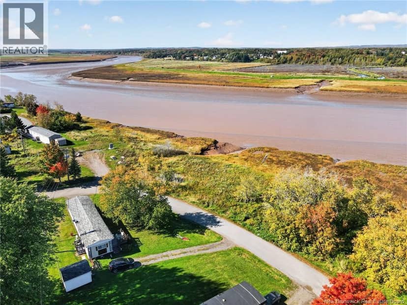 49 Tulip Drive, Riverview, photo 3