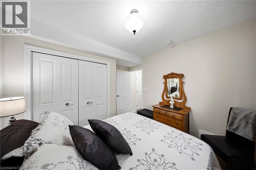 206 MEREDITH Way — photo 28 of 40