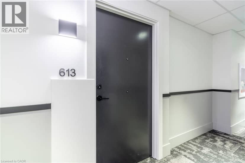 600 NORTH SERVICE Road Unit# 613 — photo 4 of 40