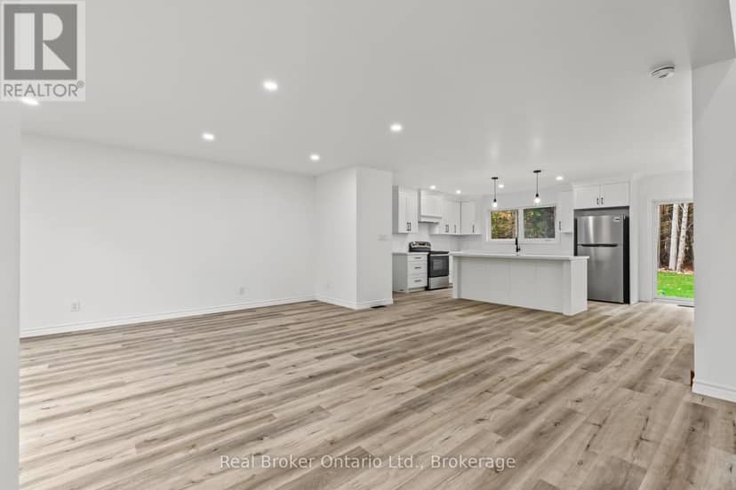 155 Canrobert Street — photo 12 of 40