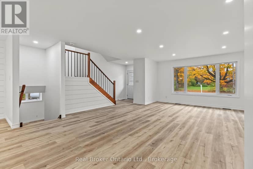 155 Canrobert Street — photo 26 of 40