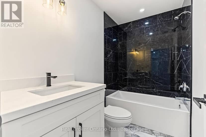 155 Canrobert Street — photo 34 of 40