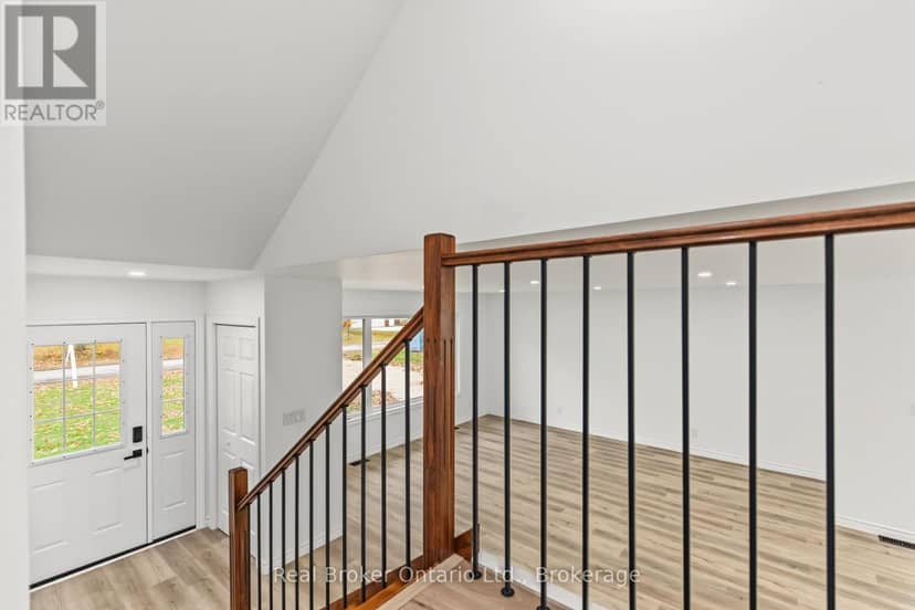155 Canrobert Street — photo 35 of 40