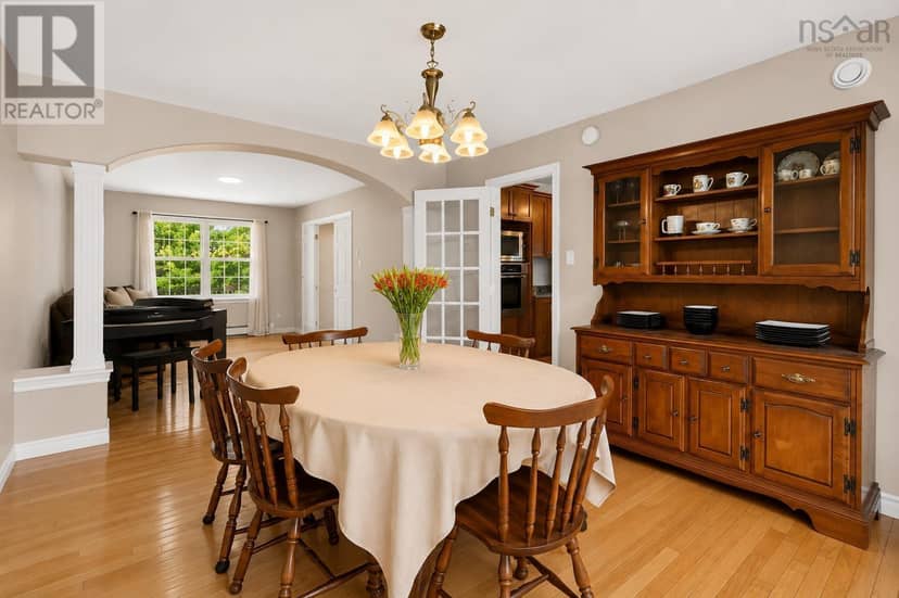 110 Gleneagles Drive — photo 9 of 38