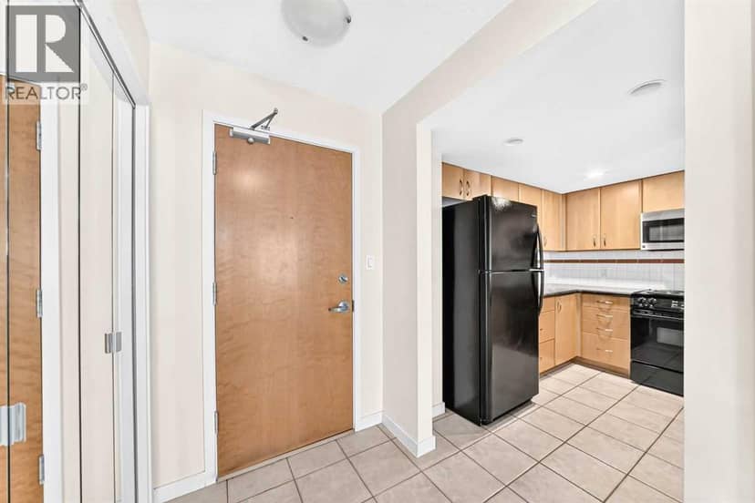 806, 1108 6 Avenue SW, Calgary, photo 3
