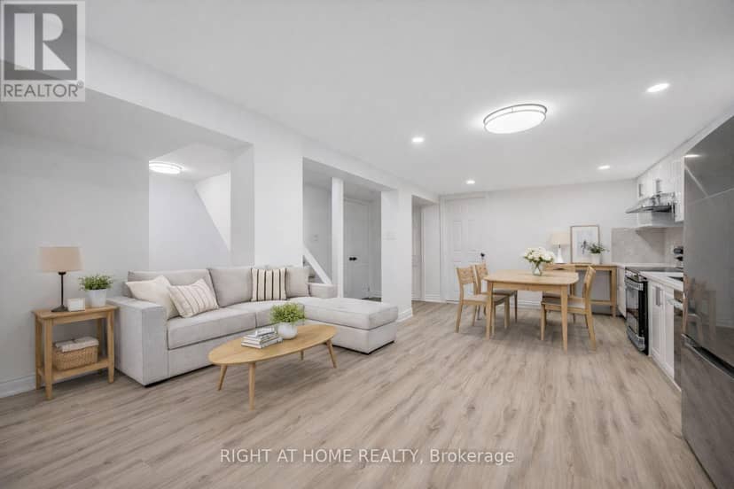 225 Essex Avenue, Richmond Hill, photo 8