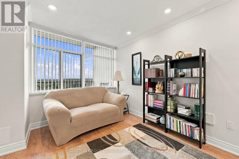 PH04 - 3100 Kirwin Avenue — photo 17 of 40
