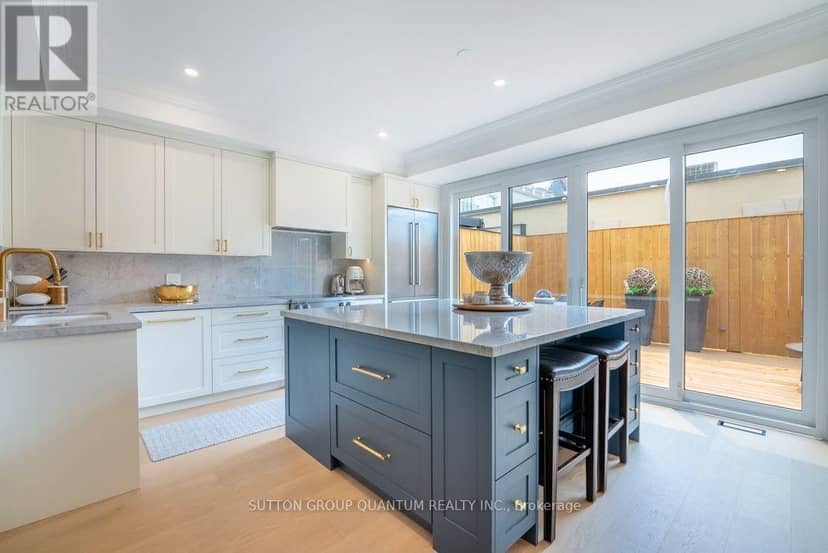 146 Reynolds Street — photo 17 of 37