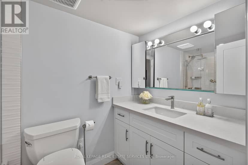1001 - 2185 Marine Drive — photo 40 of 40