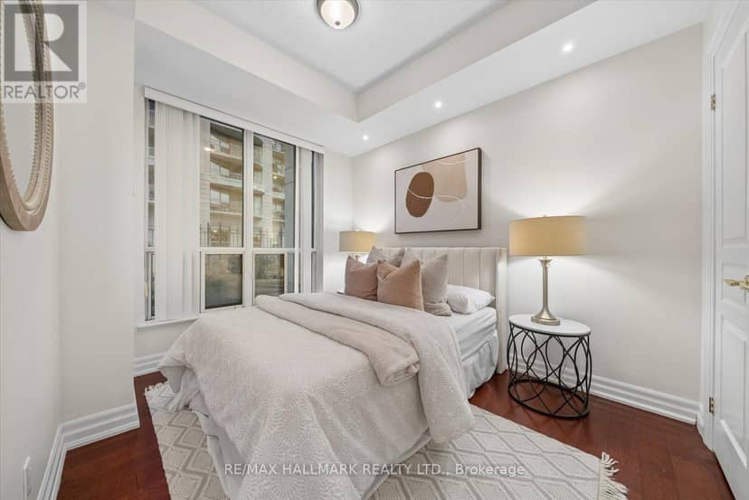 105 - 2087 Lake Shore Boulevard W — photo 18 of 40