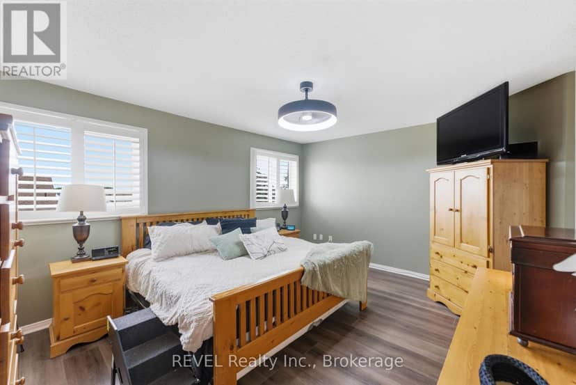 20 Hayloft Court — photo 15 of 40