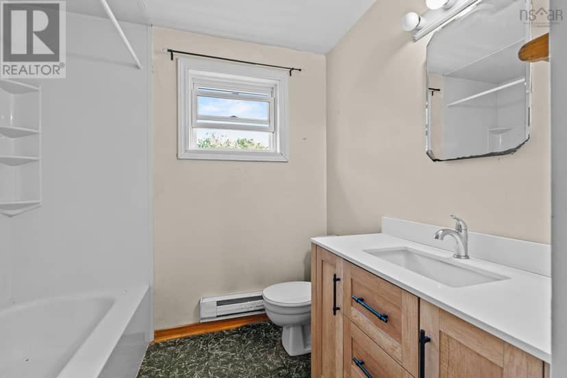 14 Gordon Stewart Drive — photo 16 of 36