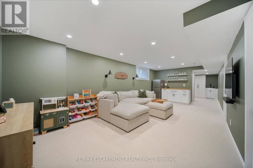 4 Basswood Road — photo 35 of 40
