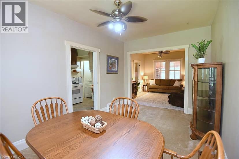 781 OAKDALE Avenue — photo 11 of 23