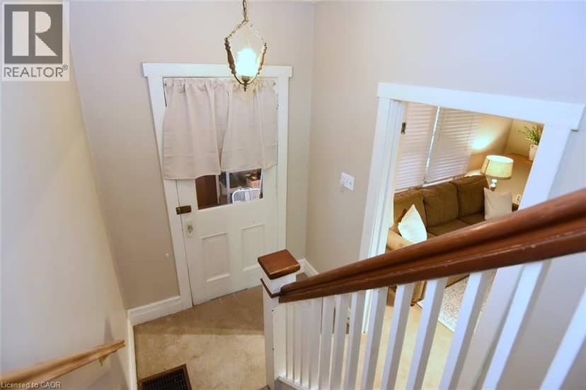 781 OAKDALE Avenue — photo 17 of 23