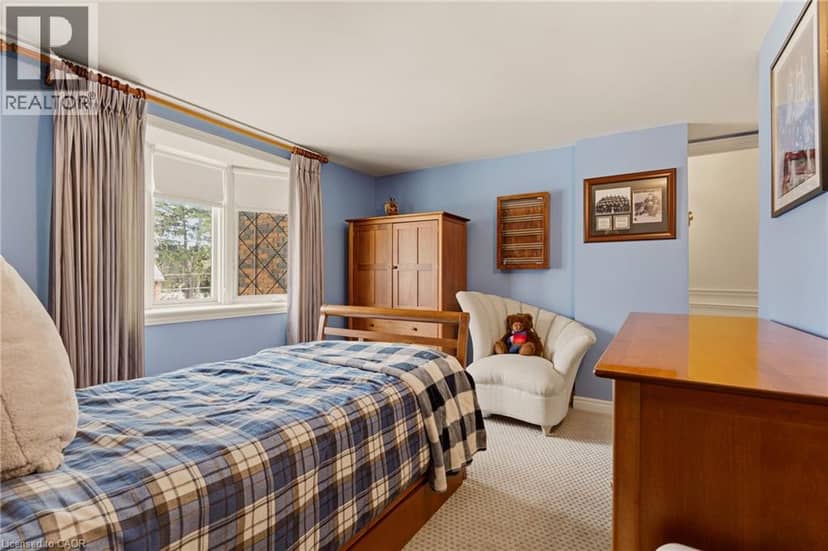 74 OAK KNOLL Drive — photo 35 of 40