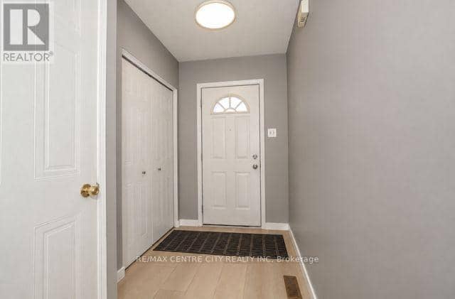521 Blackwater Place, London North, photo 3
