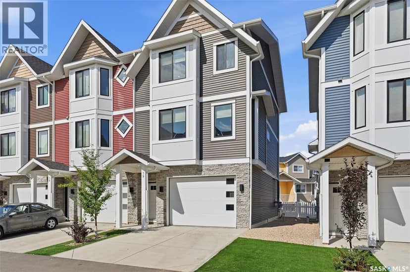 39 900 St Andrews LANE, Warman