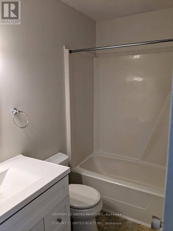 538 Crystal Drive — photo 14 of 18
