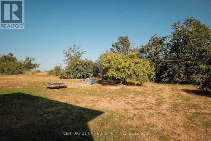 538 Crystal Drive — photo 7 of 18