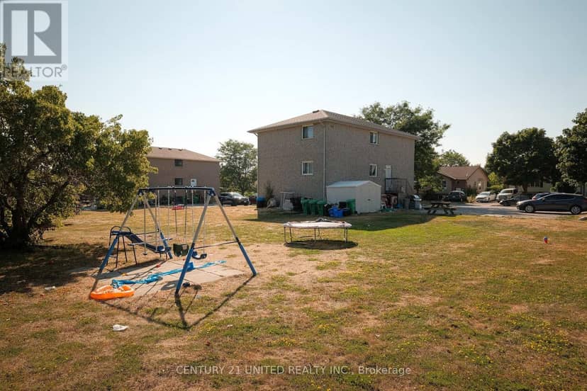 538 Crystal Drive — photo 8 of 18