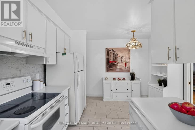 157 Lacroix Avenue — photo 11 of 38