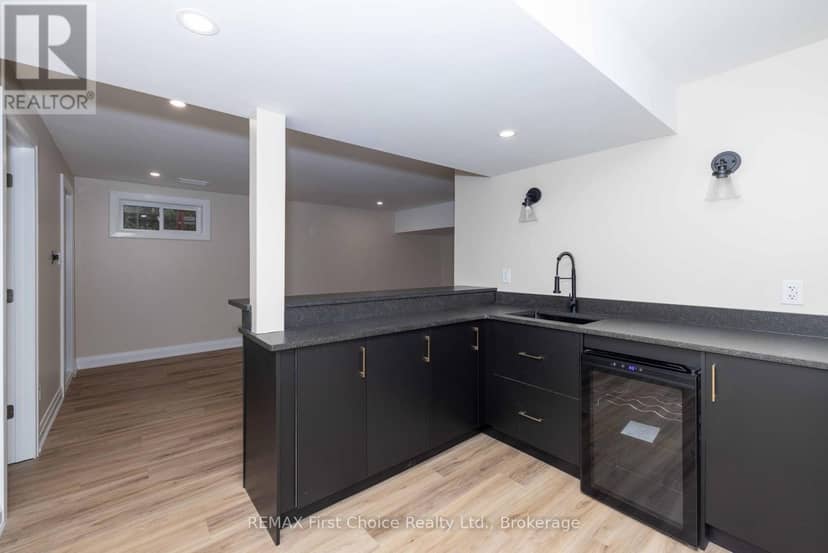 2110 Whitegates Drive — photo 31 of 40