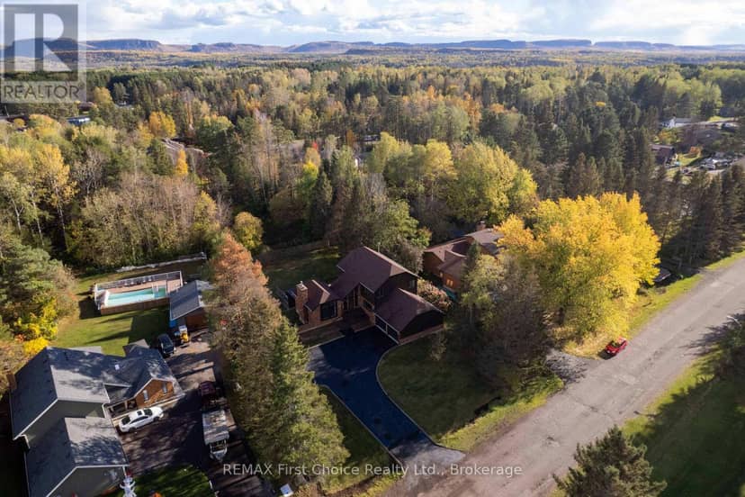 2110 Whitegates Drive, Thunder Bay, photo 5