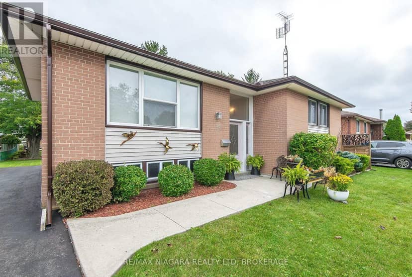 10 First Avenue, Port Colborne, photo 3