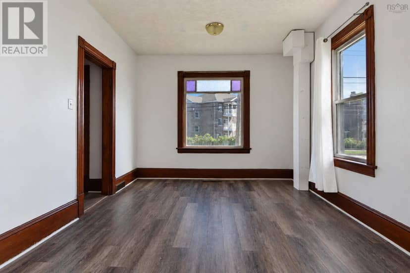 569 East River Road — photo 31 of 40