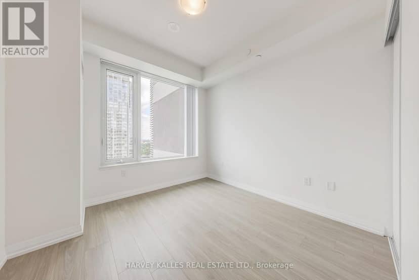 3415 - 50 Dunfield Avenue — photo 13 of 34
