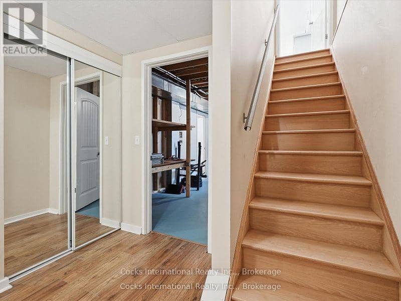 36 Susan Street W — photo 24 of 39