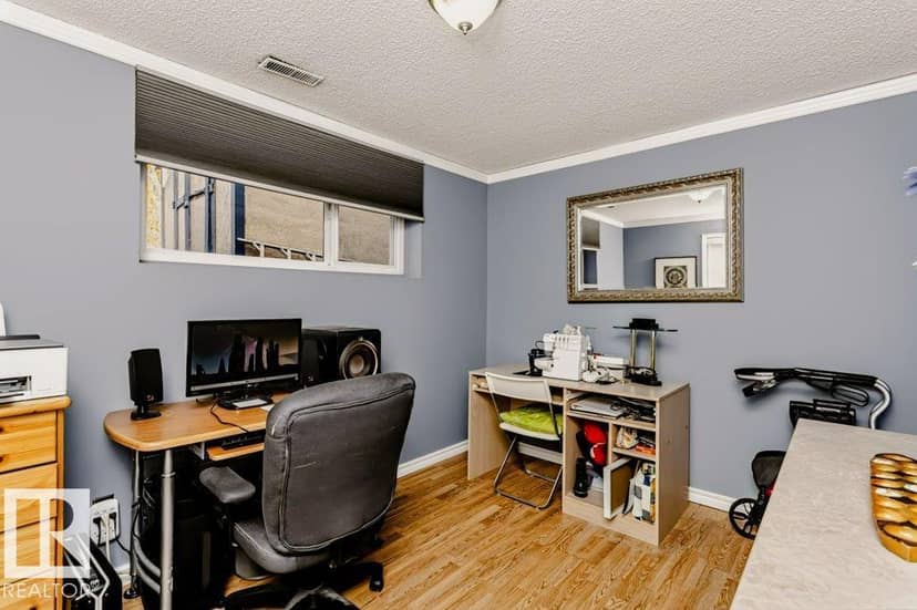9610 93 AV — photo 29 of 40